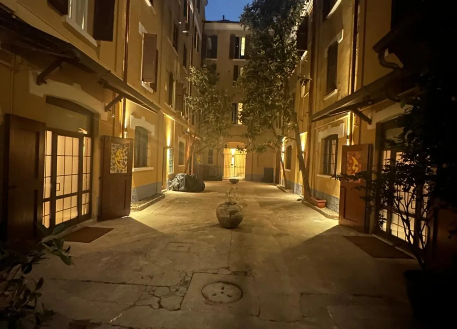 First Moon-Emme Loft Apartment Milan
